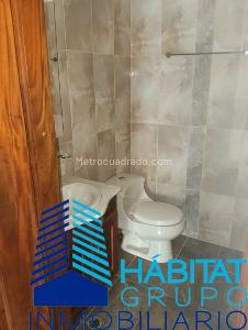 Apartamento de 3 alcobas en arriendo en Los Colores, Medellín, 94 m² · foto 15 de 20