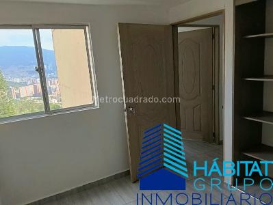 Casa de 3 alcobas en venta en Los Colores, Medellín, 43 m² · foto 17 de 17