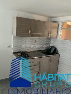 Casa de 3 alcobas en venta en Los Colores, Medellín, 43 m² · foto 4 de 17