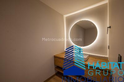Apartamento de 2 alcobas en venta en El Poblado, Medellín, 211 m² · foto 10 de 20