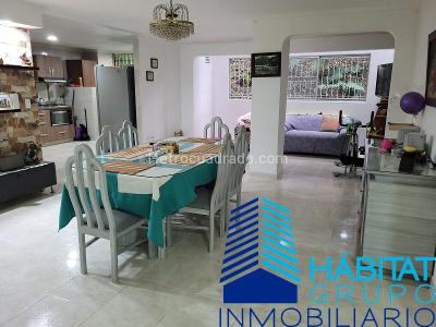 Casa de 3 alcobas en venta en Conquistadores, Medellín, 144 m² · foto 4 de 15