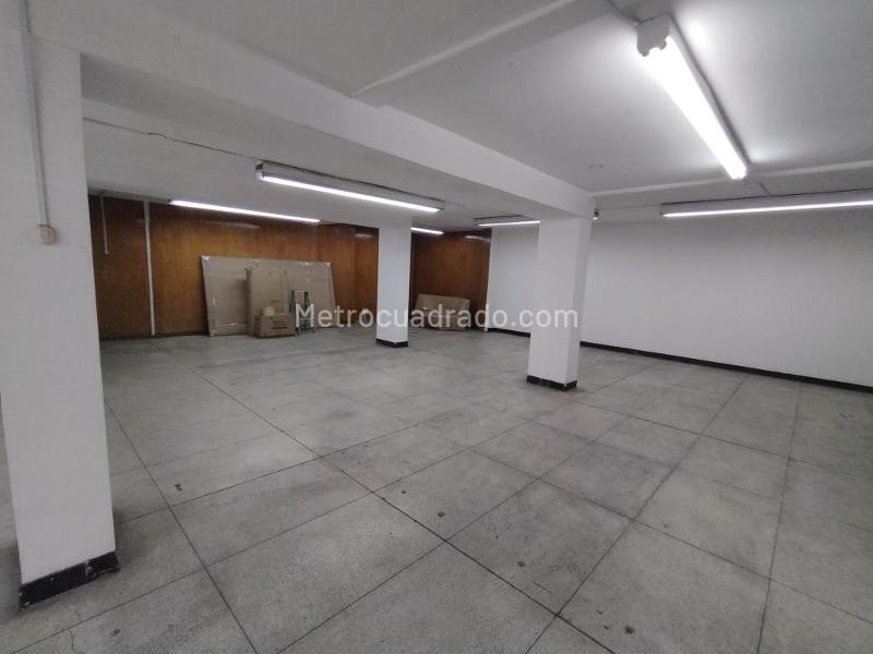 Piso – Bogotá, Chicó Lago - Más