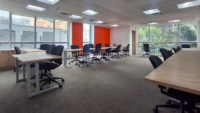 Edificio de Oficinas en Arriendo, Bella Suiza Usaquen, Bogotá D.C.