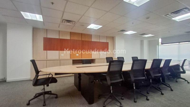 Edificio de Oficinas en Arriendo, Bella Suiza Usaquen, Bogotá D.C. - Vista 4