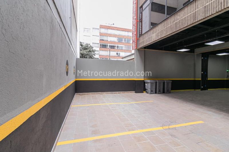 Edificio de Oficinas en Arriendo, El Lago, Bogotá D.C. - Vista 4