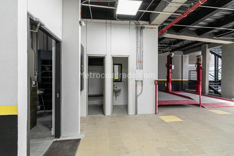 Edificio de Oficinas en Arriendo, El Lago, Bogotá D.C. - Vista 5