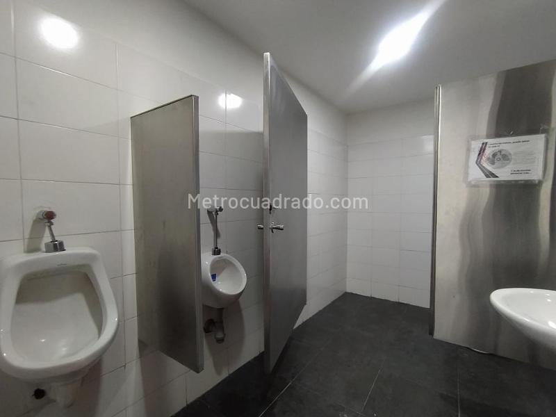 Edificio de Oficinas en Arriendo, Chapinero Central, Bogotá D.C. - Más