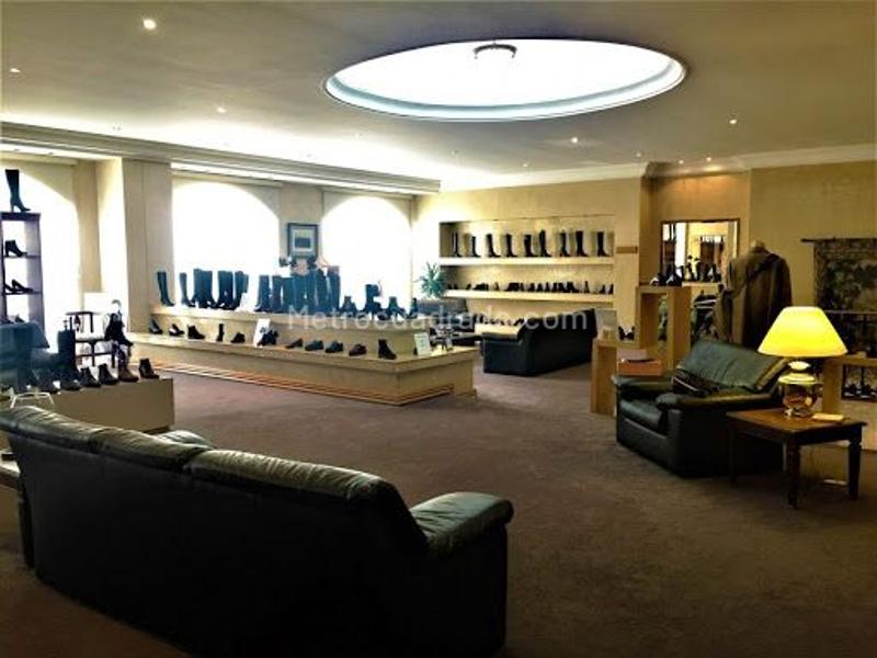 Local Comercial en Venta, San Patricio, Bogotá D.C. - Más