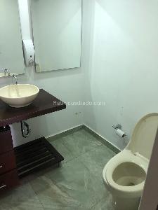 Casa de 5 alcobas en venta en Las Villas, Bogotá, 385 m² · foto 7 de 14
