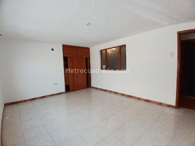 Casa de 5 alcobas en venta en Florida Blanca, Bogotá, 350 m² · foto 18 de 20