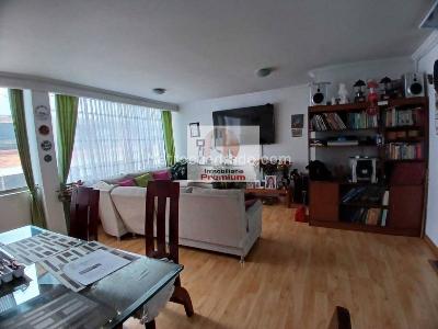 Casa de 5 alcobas en venta en Villa Maria, Bogotá, 418 m² · foto 2 de 20