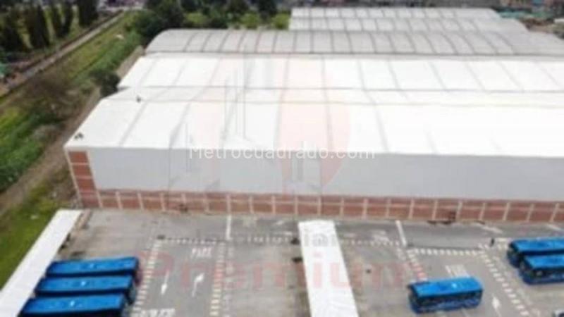Bodega en Arriendo, La Cabaña Fontibon, Bogotá D.C. - Más