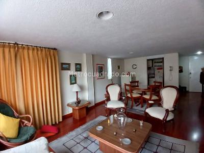 Apartamento en venta en Las Villas, Bogotá · foto 7 de 11