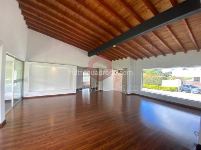 Casa de 5 alcobas en venta en Llanogrande, Rionegro, 350 m² · foto 7 de 20
