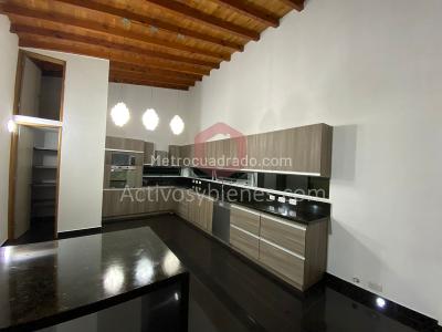 Casa de 5 alcobas en venta en Llanogrande, Rionegro, 350 m² · foto 8 de 20