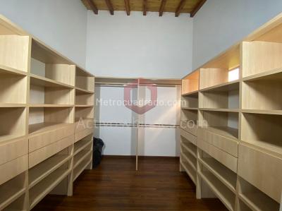Casa de 5 alcobas en venta en Llanogrande, Rionegro, 350 m² · foto 19 de 20