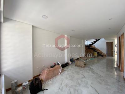 Casa de 4 alcobas en venta en El Porvenir, Rionegro, 270 m² · foto 6 de 20