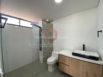 Casa de 4 alcobas en venta en El Porvenir, Rionegro, 270 m² · foto 12 de 20