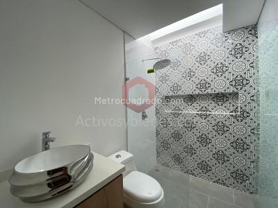 Casa de 4 alcobas en venta en El Porvenir, Rionegro, 270 m² · foto 16 de 20
