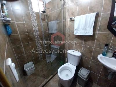 Casa de 4 alcobas en venta en Obrero, Envigado, 106 m² · foto 9 de 10