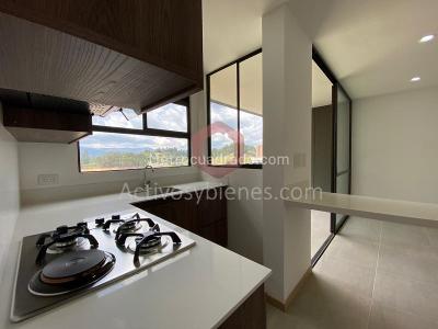 Apartamento de 2 alcobas en venta en Llanogrande, Rionegro, 68 m² · foto 2 de 18