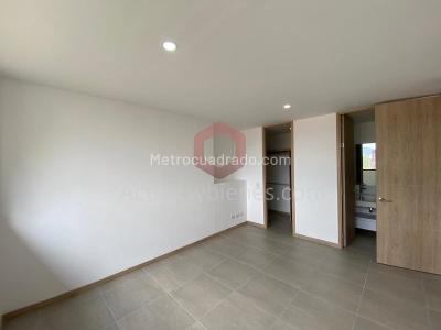Apartamento de 2 alcobas en venta en Llanogrande, Rionegro, 68 m² · foto 12 de 18