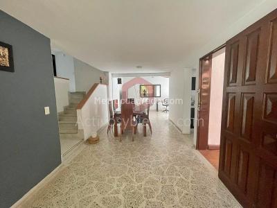 Casa de 4 alcobas en venta en Florida Nueva, Medellín, 156 m² · foto 2 de 20