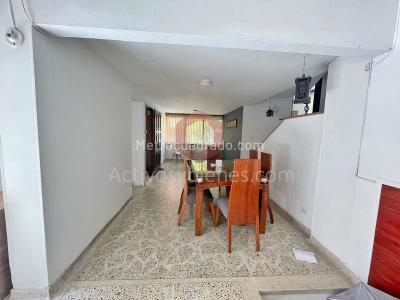 Casa de 4 alcobas en venta en Florida Nueva, Medellín, 156 m² · foto 3 de 20