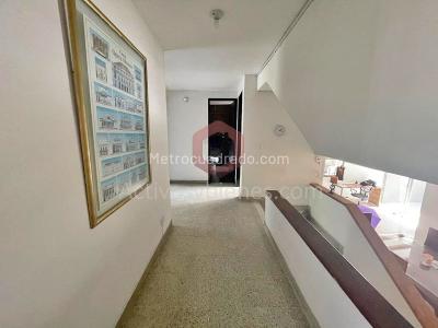 Casa de 4 alcobas en venta en Florida Nueva, Medellín, 156 m² · foto 8 de 20
