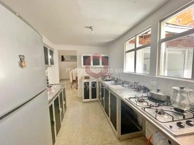 Casa de 4 alcobas en venta en Florida Nueva, Medellín, 156 m² · foto 19 de 20