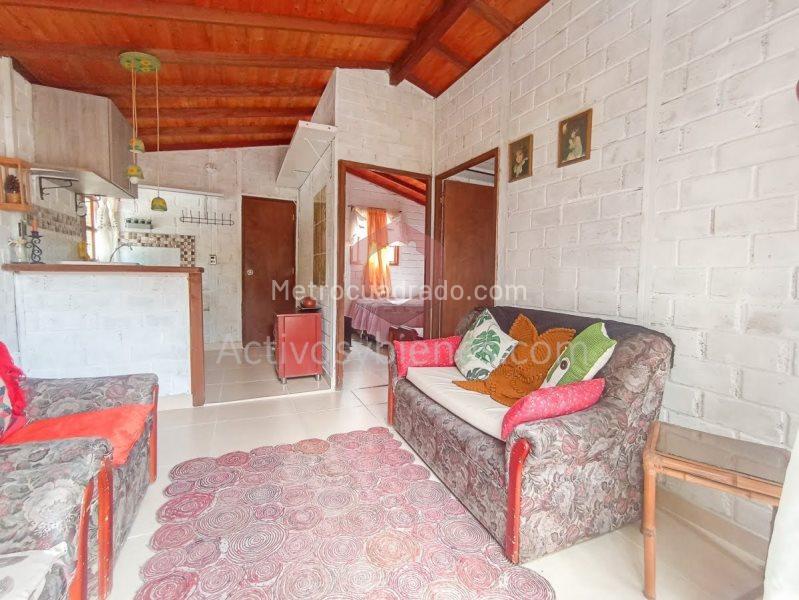 2BR House in Vereda Portento (54 m²) - 2