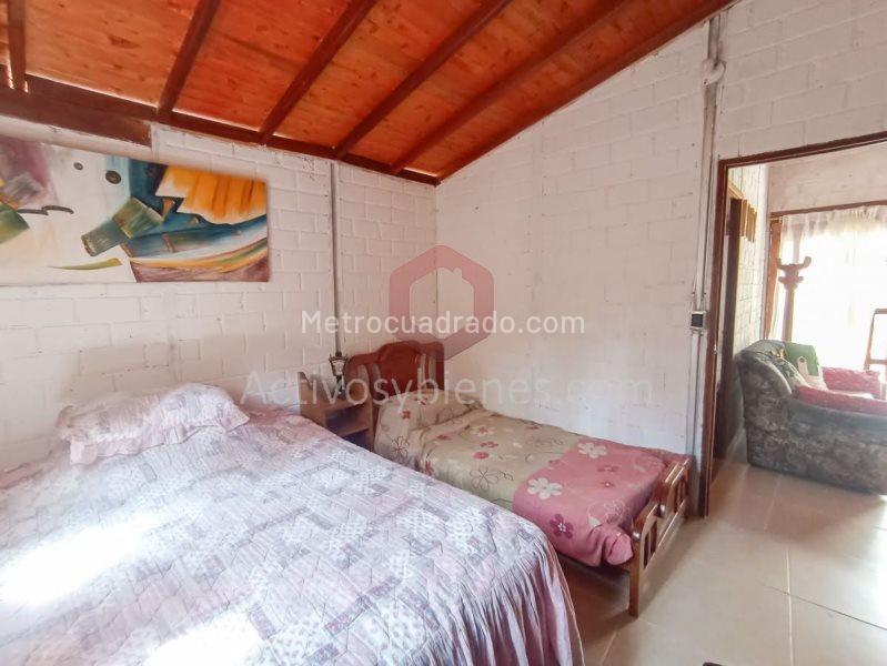 2BR House in Vereda Portento (54 m²) - 3