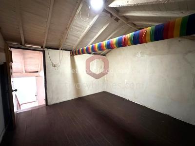 Casa de 5 alcobas en venta en La America, Medellín, 496 m² · foto 10 de 20