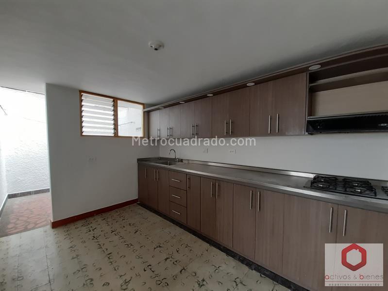Casa de 3 Alcobas en Santa Fe, Medellín - 2