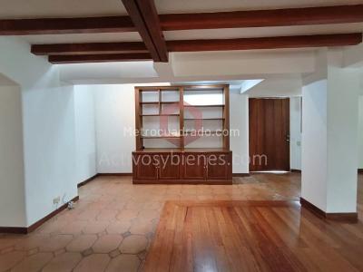 Casa de 4 alcobas en venta en Loma De Las Brujas, Envigado, 1600 m² · foto 11 de 20