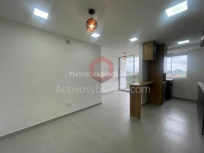 Apartamento de 3 alcobas en venta en Alto Bonito, Rionegro, 56 m² · foto 2 de 20