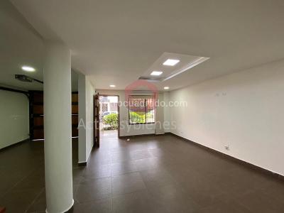 Casa de 4 alcobas en venta en El Porvenir, Rionegro, 180 m² · foto 3 de 18