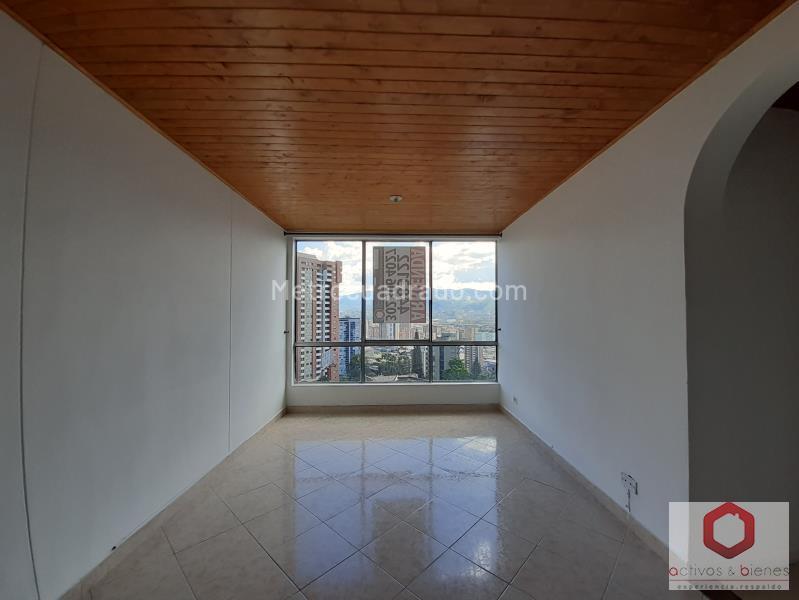Apartamento de 2 Alcobas en El Poblado (Loma del Indio) con Parqueadero y Piscina - 3