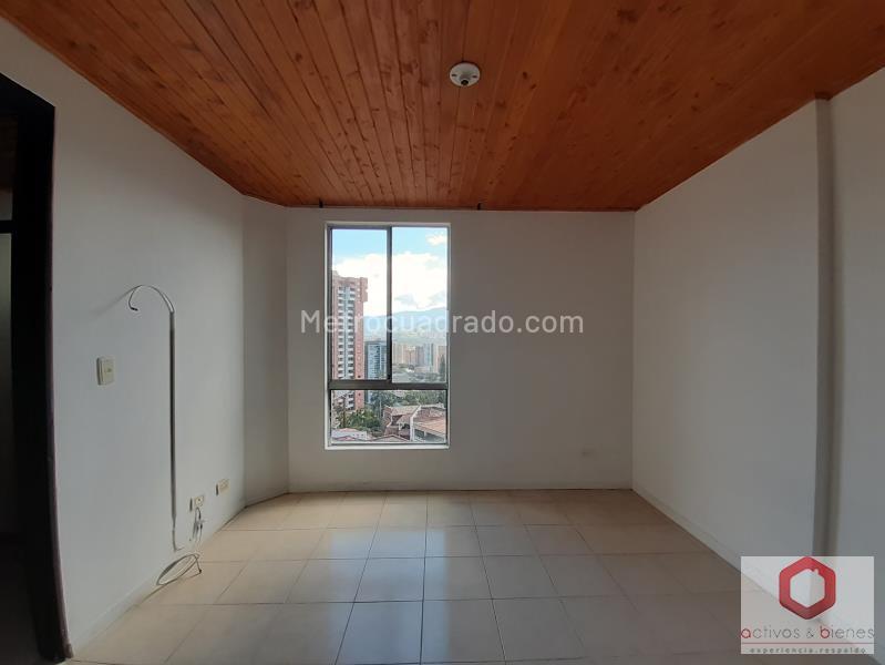 Apartamento de 2 Alcobas en El Poblado (Loma del Indio) con Parqueadero y Piscina - 4