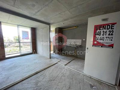 Apartamento de 3 alcobas en venta en El Porvenir, Rionegro, 54 m² · foto 2 de 12