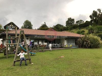 Apartamento de 4 alcobas en arriendo en Vereda Sajonia, Rionegro, 2000 m² · foto 3 de 20