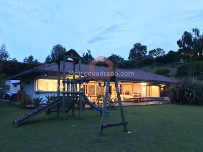 Apartamento de 4 alcobas en arriendo en Vereda Sajonia, Rionegro, 2000 m² · foto 4 de 20