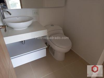 Apartamento de 3 alcobas en venta en Llanogrande, Rionegro, 80 m² · foto 5 de 6