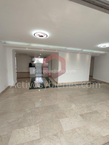 Apartamento de 3 Alcobas en Loma Alejandría, El Poblado - 2