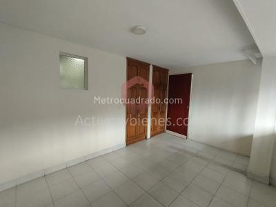 Casa de 4 alcobas en arriendo en Robledo, Medellín, 110 m² · foto 3 de 20