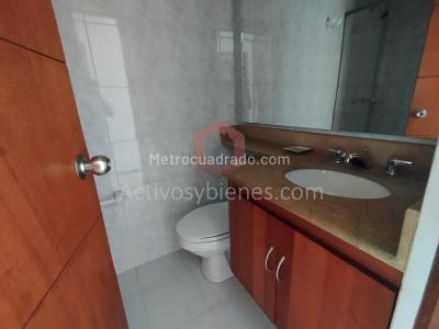 Apartamento de 3 alcobas en arriendo en Santa Maria De Los Angeles, Medellín, 140 m² · foto 10 de 19