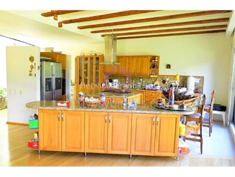 5BR Finca in La Fe (30000 m²) - 5
