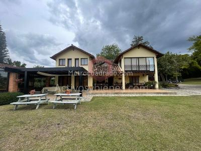 House, 7000 m², land 7000 m²