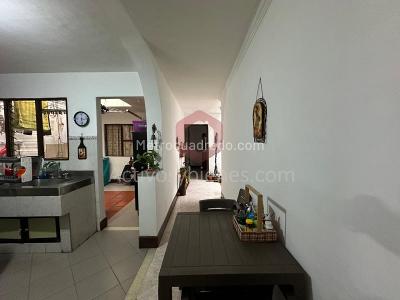Casa de 4 alcobas en venta en Simon Bolivar, Medellín, 220 m² · foto 6 de 20