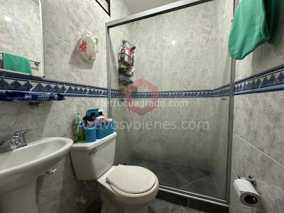 Casa de 4 alcobas en venta en Simon Bolivar, Medellín, 220 m² · foto 19 de 20